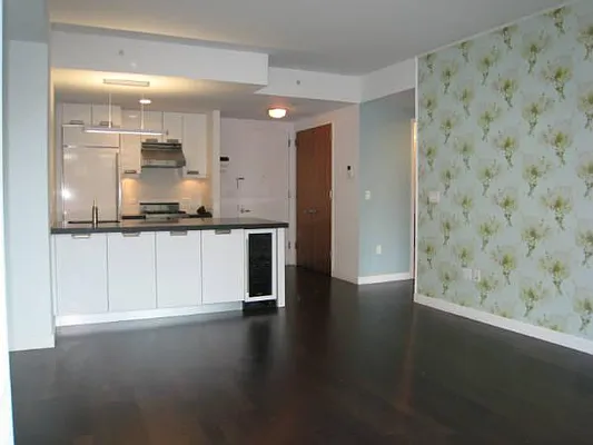 Rented by Manhattan Best Realty, Inc. | media 13