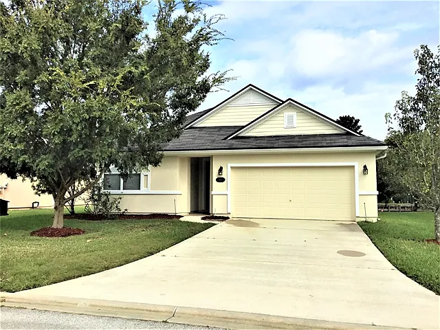 3 bed, 2.0 bath, 1620 sqft, $2,440 — Photo 1