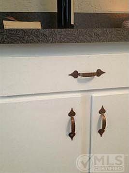 5th image of 110 N Willomet Ave APT 1