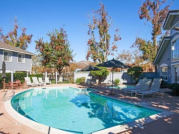 Complex Pool (38 units)