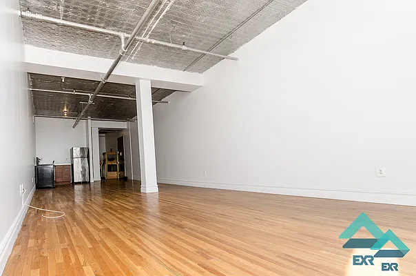 Rented by EXR | media 46