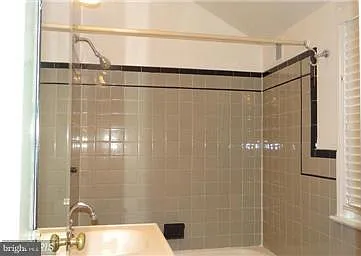 3305 Camalier Dr — Photo 9
