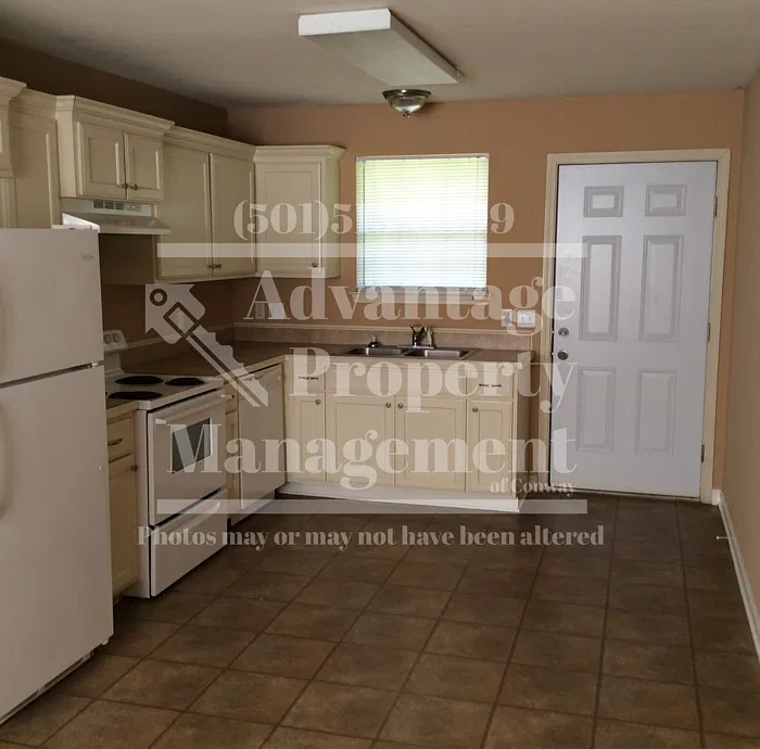 2 bed, 1.0 bath, 900 sqft, $875 — Photo 3