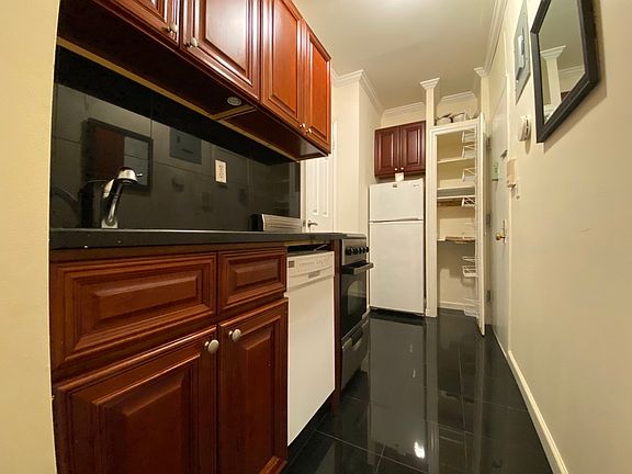 2nd image of 442 3rd Ave #21