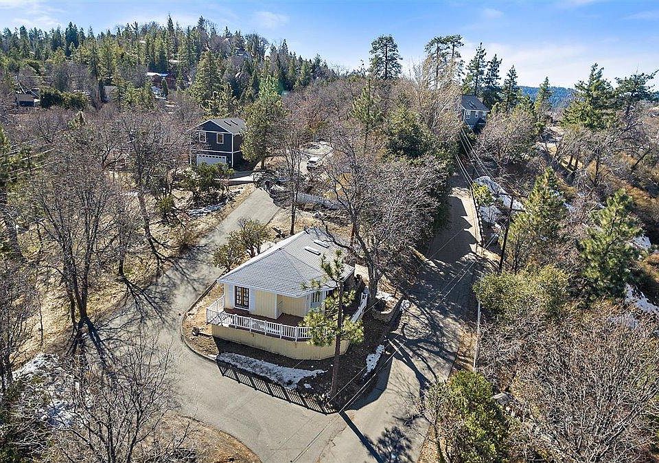 1st image of 1428 Canyon View Dr