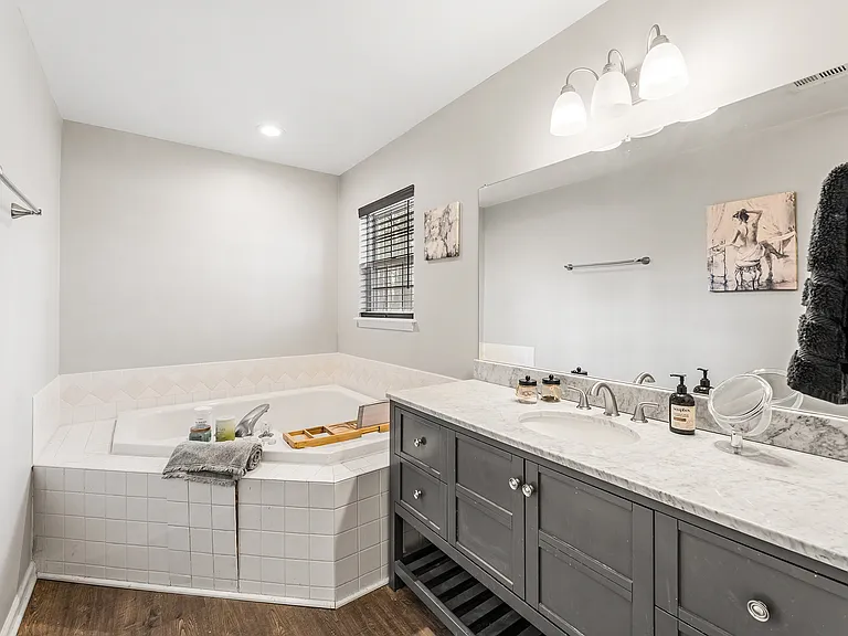 6262 White Cove Dr — Photo 12