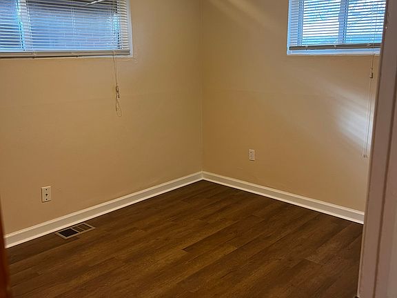 4th image of 954 Brubaker Dr #954