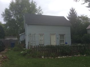 316 W Hall St, Shepherd, MI 48883