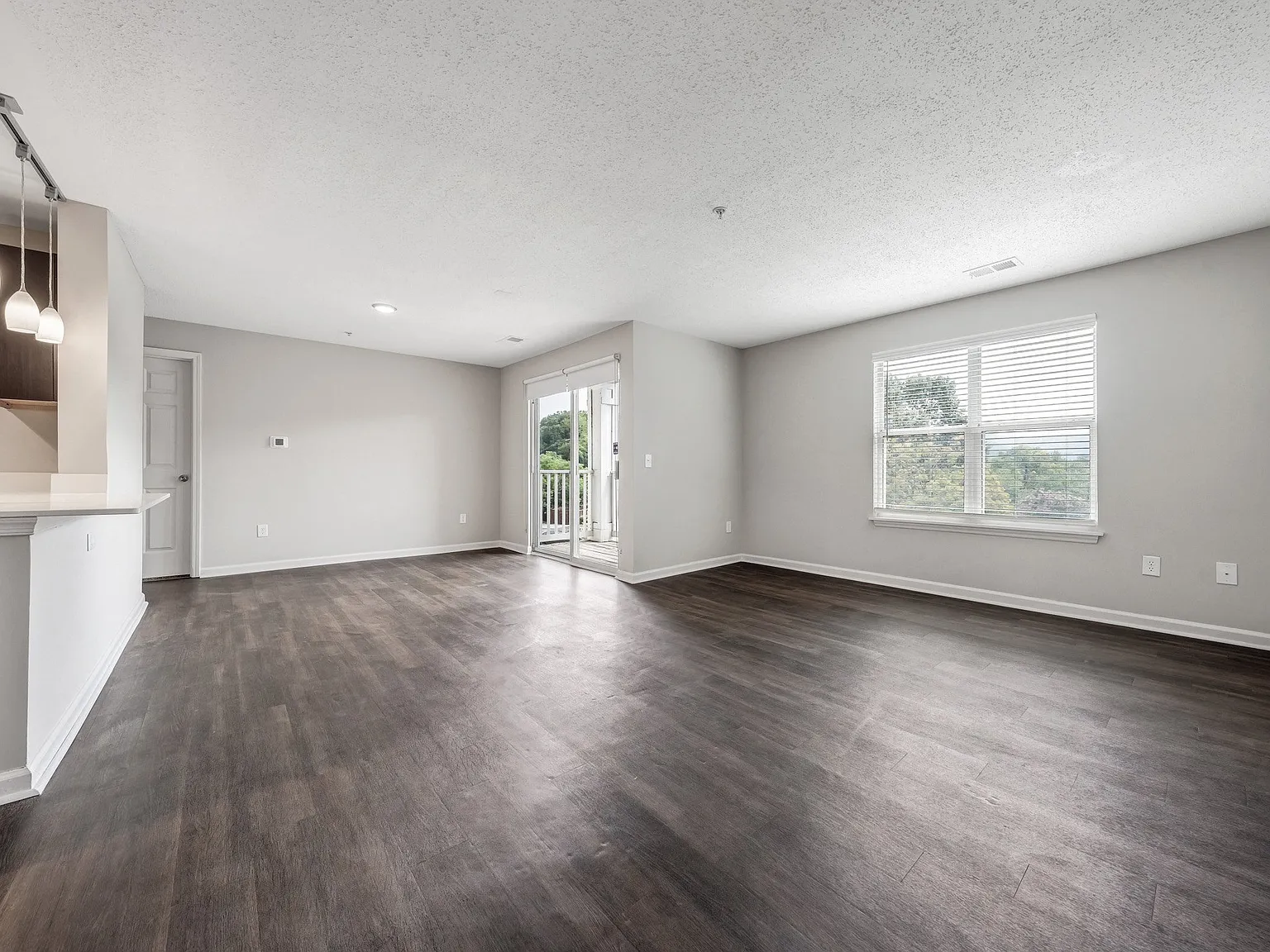 Sunscape Apartments — Photo 4