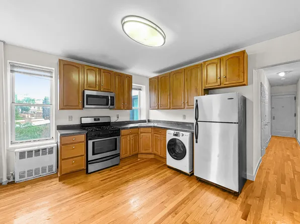 251 8th Street image 1 of 12