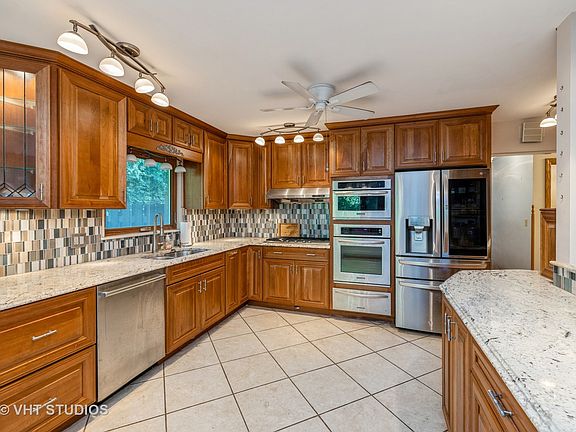 4th image of 5413 Caroline Ave