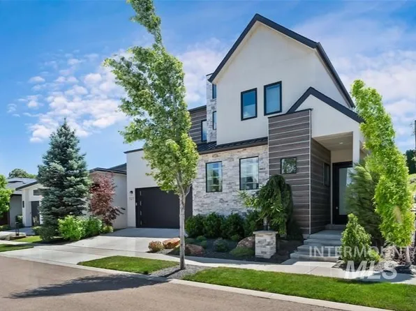 727 E Brooktrail Ln, Eagle, ID 83616