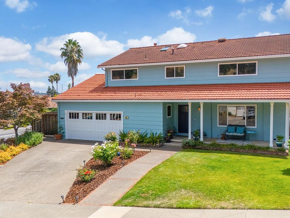1st image of 489 Quercus Court