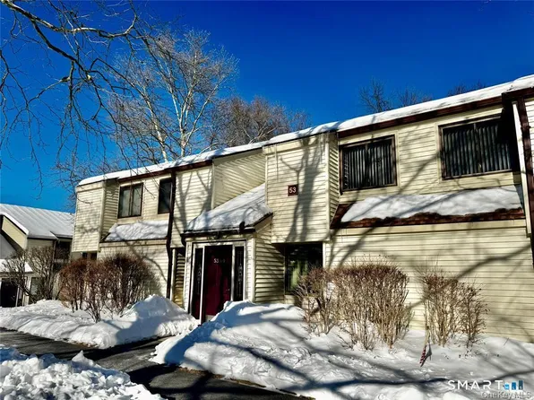 53 Jefferson Oval #B, Yorktown, NY 10598