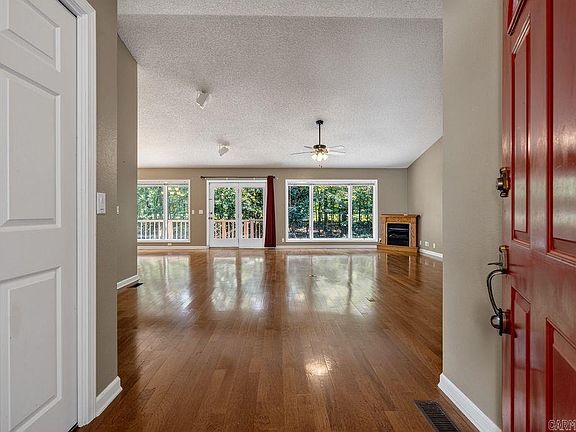 4th image of 25 Herradura Ln