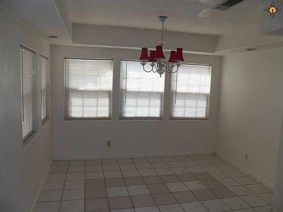 3rd image of 1718 N Main Ave