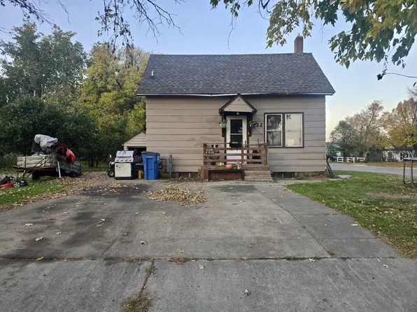 222 Cedar Ave NE, Wadena, MN 56482