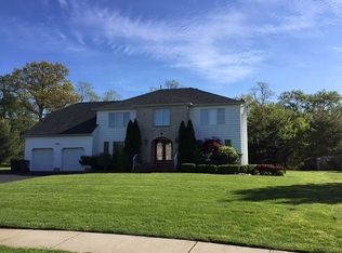 16 Musket Ln, Eatontown, NJ 07724