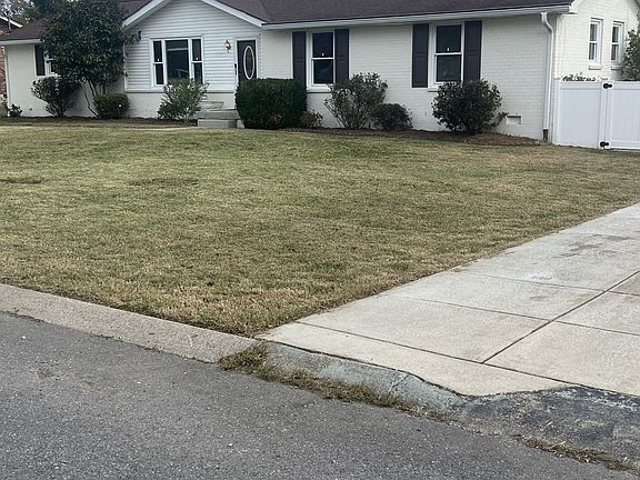 3rd image of 128 Stillhouse Rd