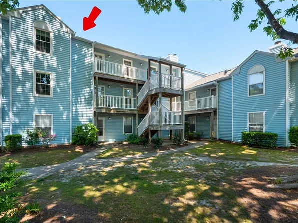 2124 Advent Ct, Virginia Beach, VA 23454