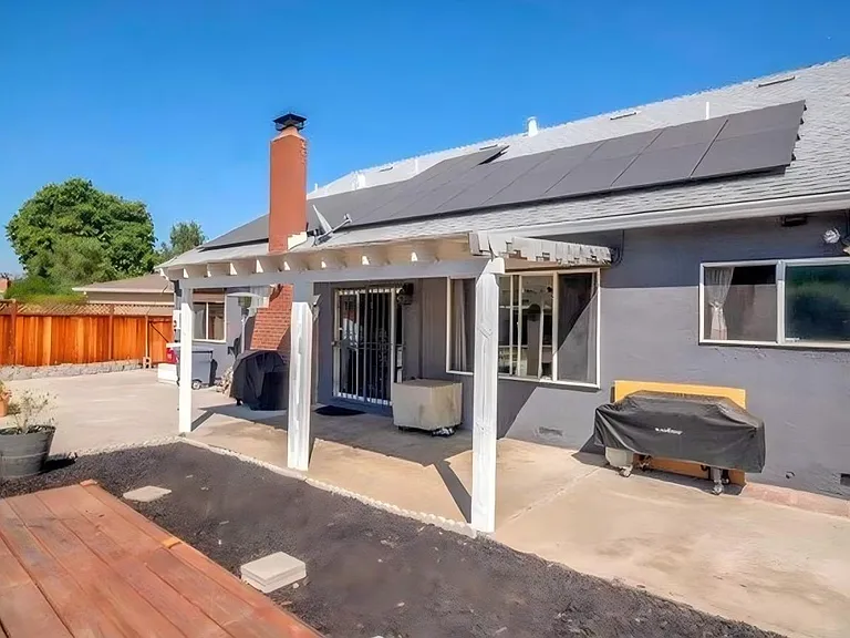 1181 Muriel Ct — Photo 2