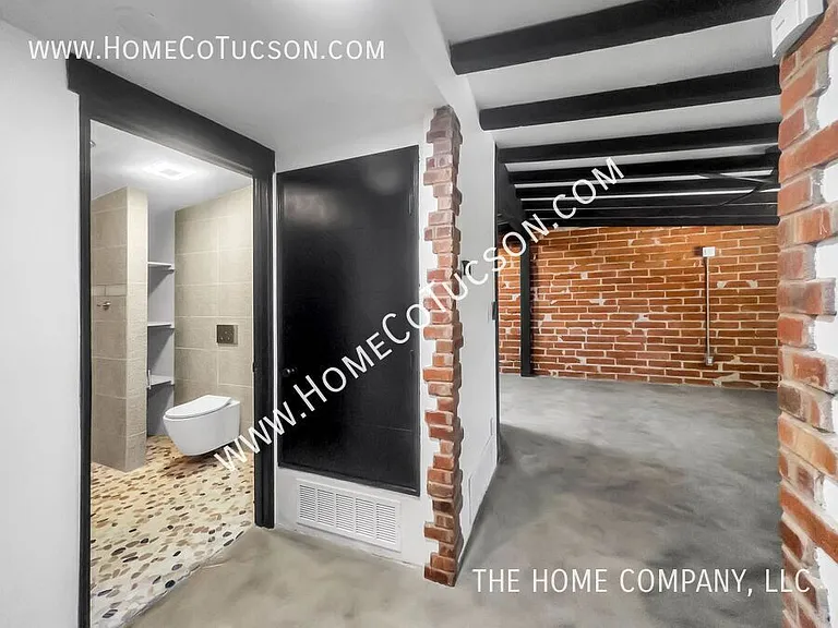 4535 E Fairmount St — Photo 13