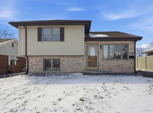 5905 Superior St, Berkeley, IL 60163