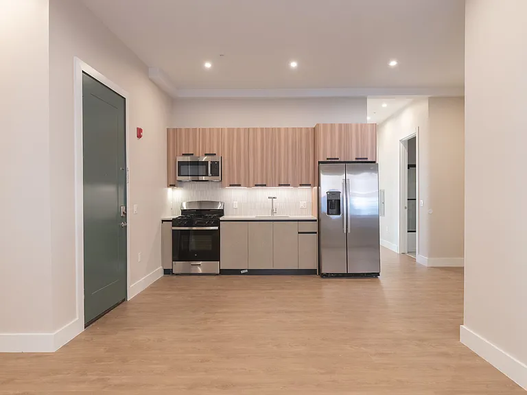 58 Hamilton Ave #101 — Photo 5