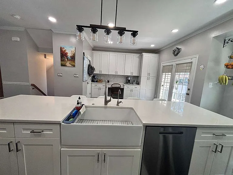 5601 Brookland Ct — Photo 10