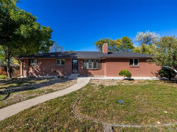 11087 Montview Boulevard, Aurora, CO 80010