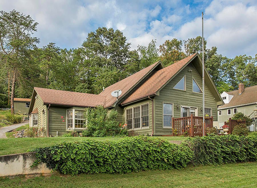 1st image of 531 Brookwood Rd