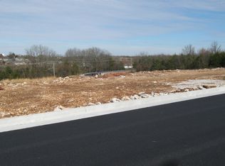 404 E Becky St, Willard, MO 65781