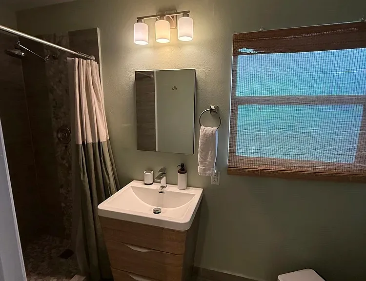 5210 York Ct — Photo 9