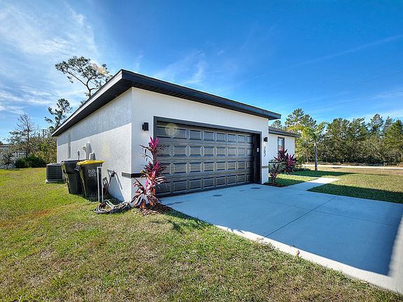 4th image of 202 Hyacinth Ct