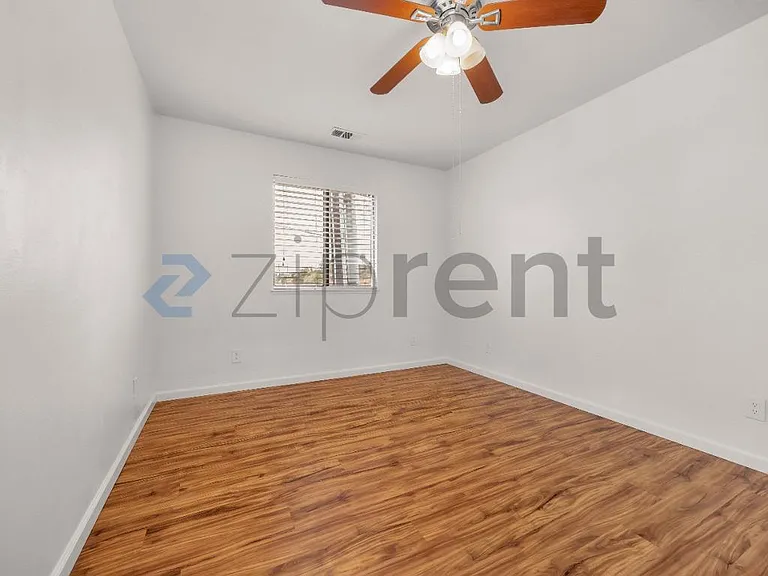 4239 Massachusetts Ave — Photo 8