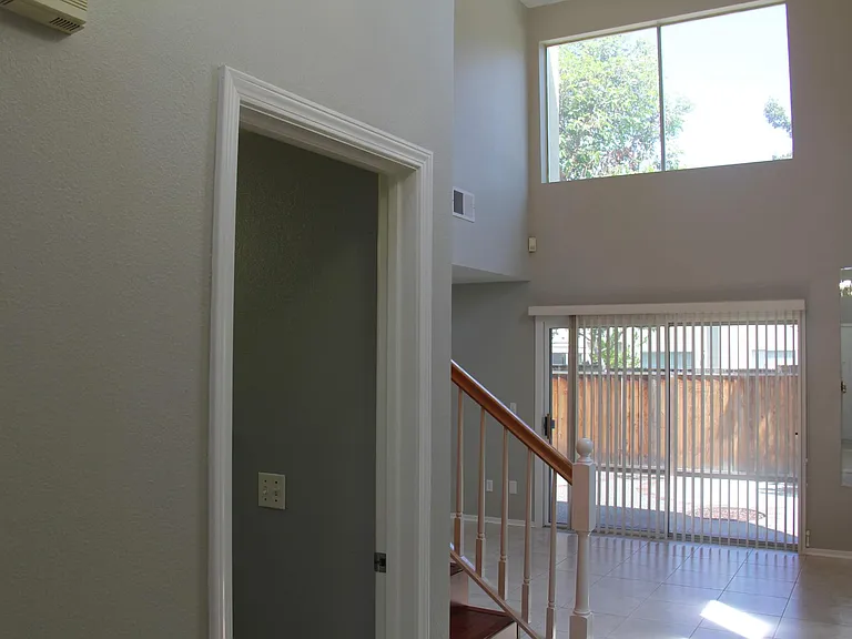 162 Millwater Ct — Photo 2