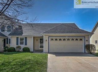 7104 N Brooklyn Ave, Gladstone, MO 64118