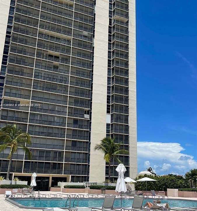 20335 N Country Club Dr APT 307, Aventura, FL 33180 | MLS #A11310452 |  Zillow