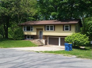 3265 Chestnut Ave, Coloma, MI 49038