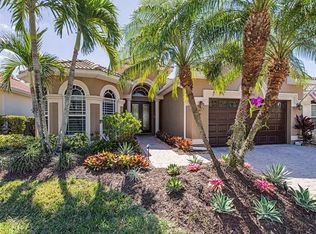 4951 Cerromar Dr, Naples, FL 34112