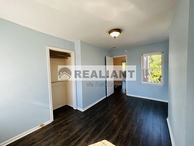 243 W 8th St #2 — Photo 7