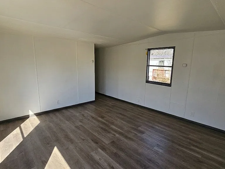 Swan Lake - Rent to Own — Photo 49