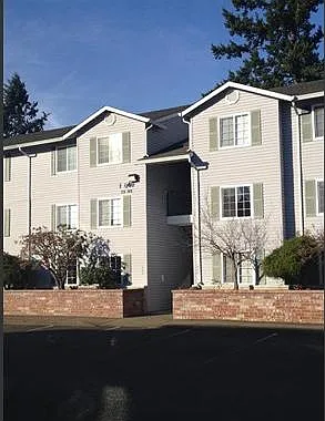Alder Crossing Apartments — Photo 23