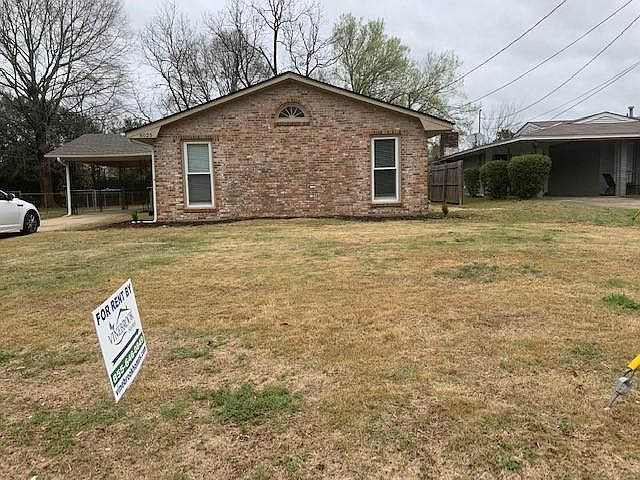 1st image of 6025 Pinebrook Dr