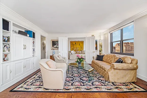 200 East 90th Street — Photo 2