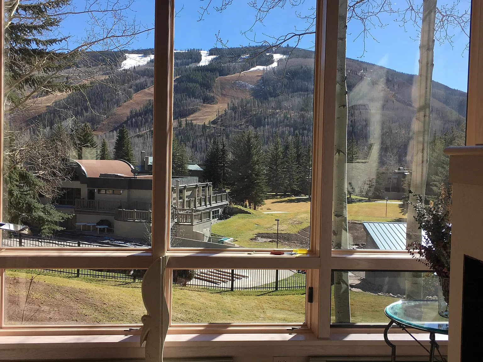 3 bed, 2300 sqft, $6,500 — Photo 4