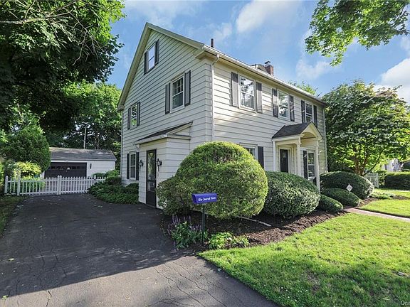 3rd image of 162 Highland Ave