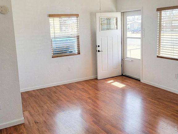4th image of 205 S 2nd St