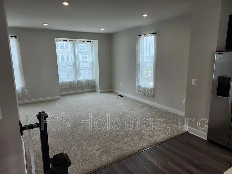 4257 Fountainbridge Ct — Photo 17