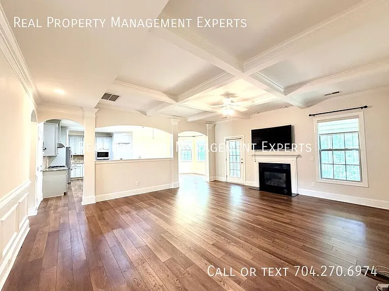 9416 Scorpio Ln — Photo 7